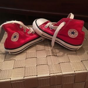 Converse high top red 6c toddler EUC